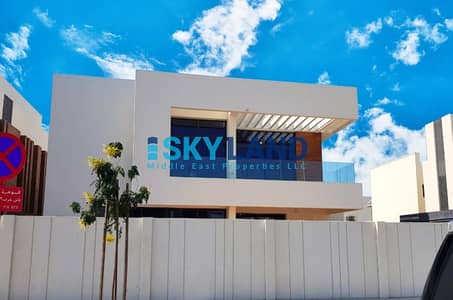 4 Master Beds w/ Driver room - 2 Parking 4 Master Beds w/ Driver room - 2 Parking