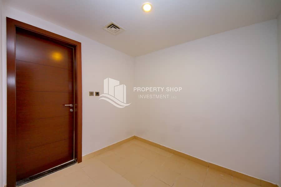 8 3-bedroom-apartment-abu-dhabi-khalifa-a-al-rayyana-maidsroom. JPG