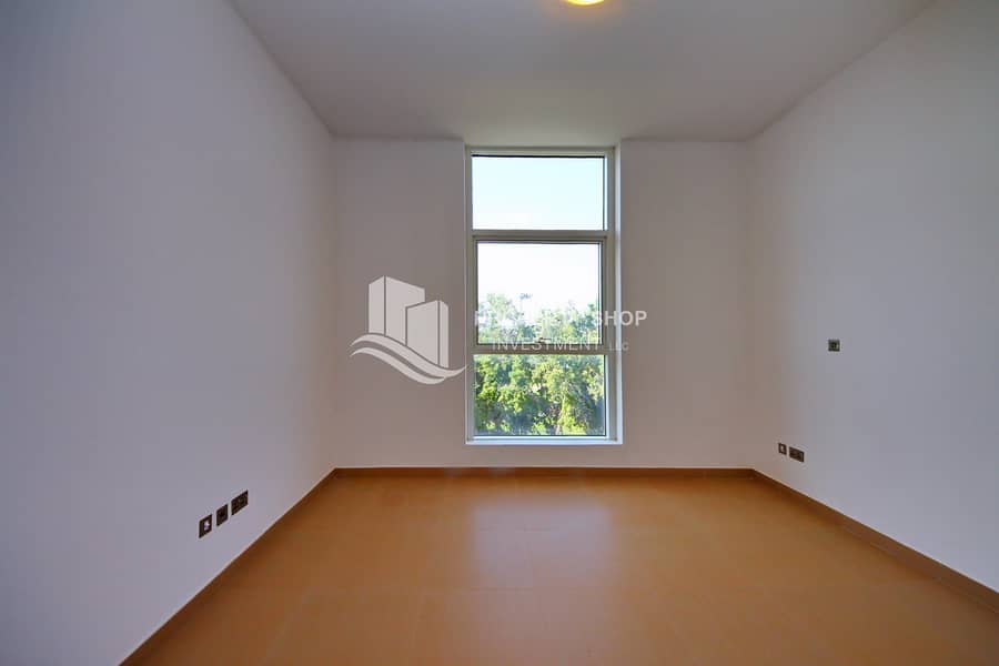 9 3-bedroom-apartment-abu-dhabi-khalifa-a-al-rayyana-master-bedroom. JPG