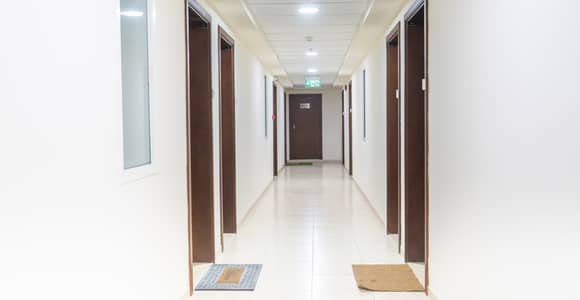 فلیٹ 1 غرفة نوم للايجار في البرشاء، دبي - شقة في واحة البرشاء،البرشاء 1،البرشاء 1 غرفة 60000 درهم - 7263677