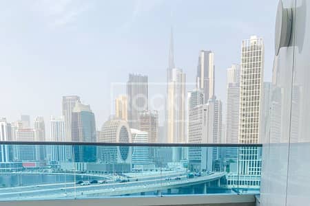 1 Bedroom Flat for Sale in Business Bay, Dubai - Vacant | Burj Khalifa and Canal View |