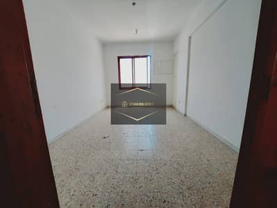1 Спальня Апартаменты в аренду в Абу Шагара, Шарджа - IMG-20240417-WA0038. jpg