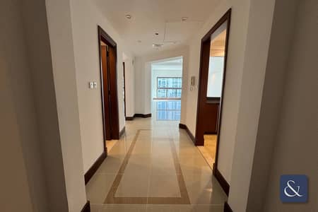 2 Bedroom Flat for Rent in Palm Jumeirah, Dubai - Exclusive Listing | View of Dubai Wheel