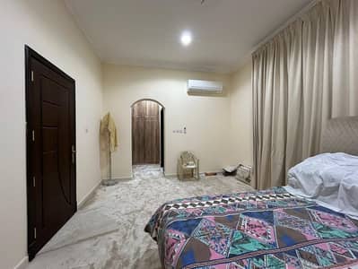 تاون هاوس 2 غرفة نوم للايجار في الشوامخ، أبوظبي - تاون هاوس في الشوامخ 2 غرف 60000 درهم - 8644266