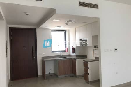 1 Bedroom Apartment for Sale in Al Ghadeer, Abu Dhabi - Well Priced | Impressively-built | Gated Community