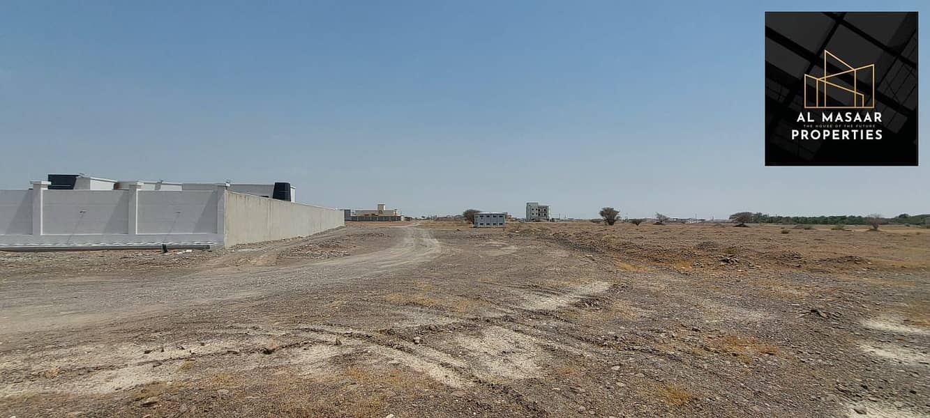 Freehold for all nationalities, residential and commercial land, a building permit, land and two, an area of ​​514 meters