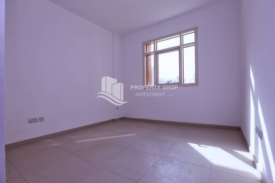 5 1-bedroom-apartment-abu-dhabi-alghadeer-bedroom. JPG