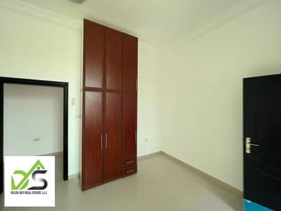 Studio for Rent in Shakhbout City, Abu Dhabi - For rent a wonderful studio, the first inhabitant in the city of Shakhbout, next to services, monthly