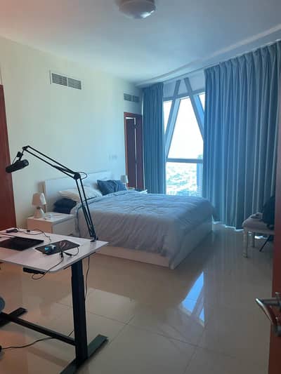 UnFurnished   One Bedroom , Difc Park Tower A, Near Metro Station