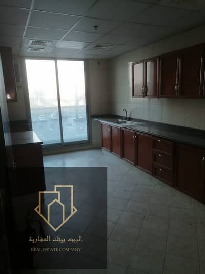 Distinctive sea view for annual rent in Ajman Corniche. Two-room apartment available. Wall mounted wardrobes with free air conditioning services and f