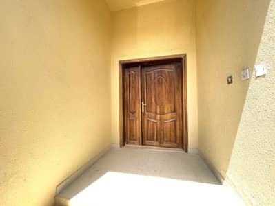 Private Entrance - 3 Bedrooms Hall and Majilis with 3 Bathrooms