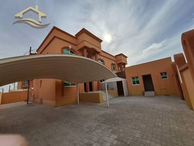 5 Bedroom Villa for Rent in Khalifa City, Abu Dhabi - Beautiful independent villa with monsters