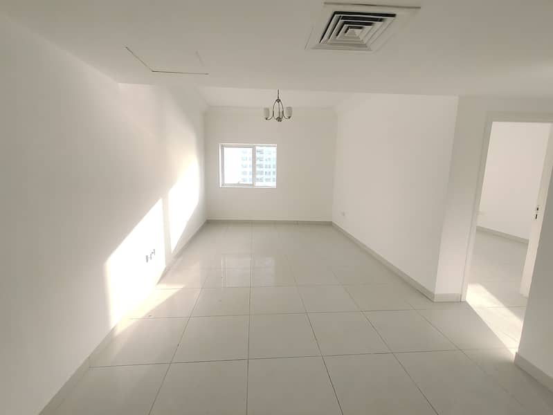 Spacious 2BHK apartment with free gym available for rent just in 37k