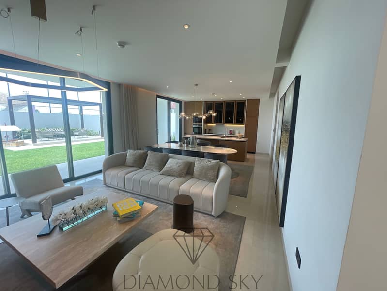Luxury Villa | Good Price | Best Amenities | FreeHold