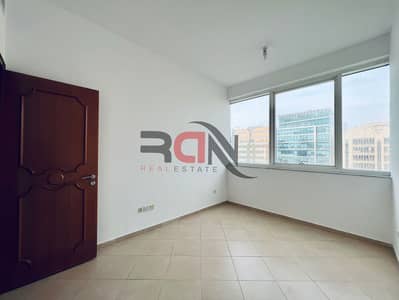 شقة 1 غرفة نوم للايجار في شارع الفلاح، أبوظبي - IMG-20240420-WA0001. jpg