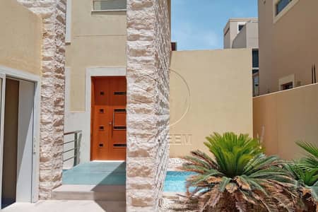 5 Bedroom Villa for Rent in Al Raha Gardens, Abu Dhabi - WhatsApp Image 2022-04-20 at 1.07. 06 PM. jpeg