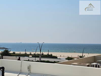 Spacious full sea view   5Bhk newly renovated  villa  with 2 kitchens
