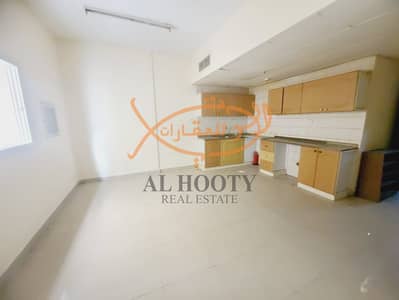 Studio for Rent in Muwailih Commercial, Sharjah - 3X63c959exUy4TJ11oSZnioLheZxLg2DxGhDyD1p