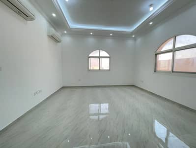 شقة 4 غرف نوم للايجار في الشامخة، أبوظبي - eirlaAilQfV5HxByyKmdbUKtRBYluxnLVWFkj0bN