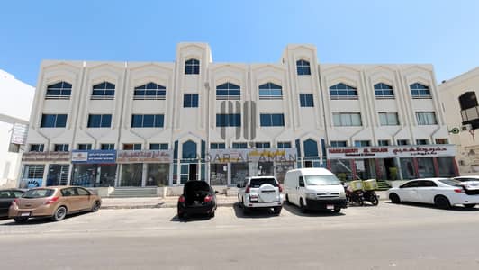 محل تجاري  للايجار في بني ياس، أبوظبي - Untitled design (1). jpg