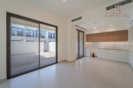 3 Bedroom Townhouse for Sale in Dubai South, Dubai - Chiller Free | Close To Pool and Gym | Tenanted