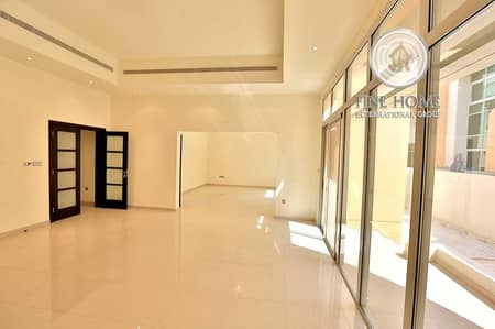 5 Bedroom Villa for Rent in Al Gurm, Abu Dhabi - 5BR Villa in Al Gurm Corniche 5 Bedroom Villa for Rent in Al Gurm, Abu Dhabi - 5BR Villa in Al Gurm Corniche