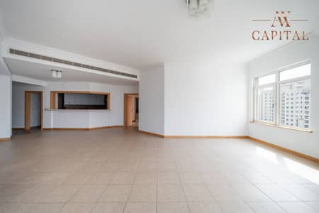 3 Bedroom Flat for Rent in Palm Jumeirah, Dubai - 3 Bedroom plus maid | Vacant | Prime Location