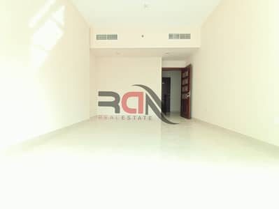 شقة 2 غرفة نوم للايجار في شارع الفلاح، أبوظبي - IMG-20240422-WA0050. jpg