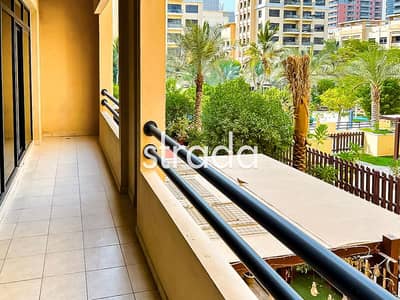 3 Bedroom Apartment for Sale in The Greens, Dubai - Three Double Bedroom | Pool View | Vacant July