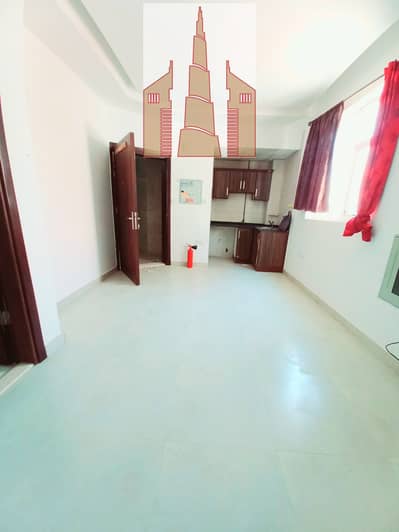 Studio for Rent in Muwailih Commercial, Sharjah - 20240422_124318. jpg