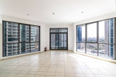 2 Bedroom Apartment for Sale in Dubai Marina, Dubai - PRIME LOCATION | SPACIOUS LAYOUT | VACANT
