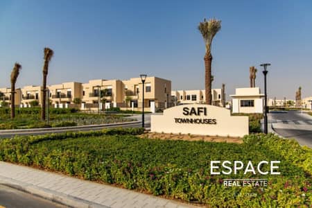 3 Bedroom Villa for Rent in Town Square, Dubai - Vacant | Gated Community | Single Row