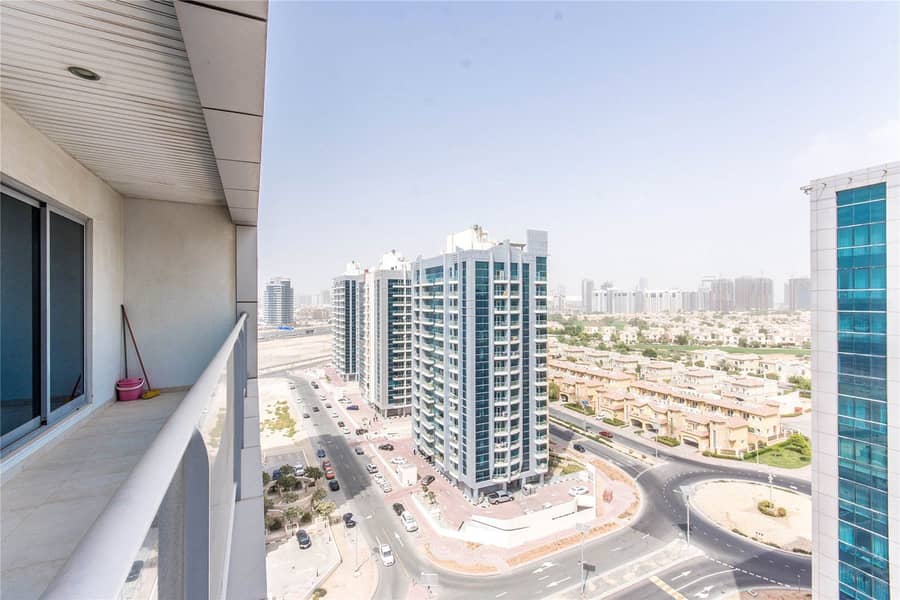 شقة في برج ذا دايموند،مدينة دبي الرياضية 1 غرفة 550000 درهم - 8892325