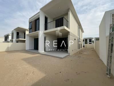 4 Bedroom Villa for Rent in Tilal Al Ghaf, Dubai - LARGE PLOT | ELEGANT 4BR+MAID | PRIME LOCATION