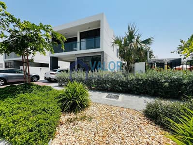 5 Bedroom Villa for Sale in DAMAC Hills, Dubai - bcde293c-e8ea-4252-b6b9-24cad7f96123. jpeg