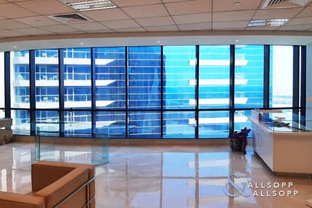 Office for Sale in Business Bay, Dubai - VACANT NOW | 2 PARKING | FITTED OFFICE