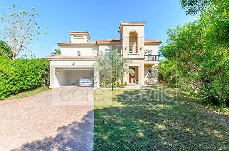 Entertainment foyer with full lake view