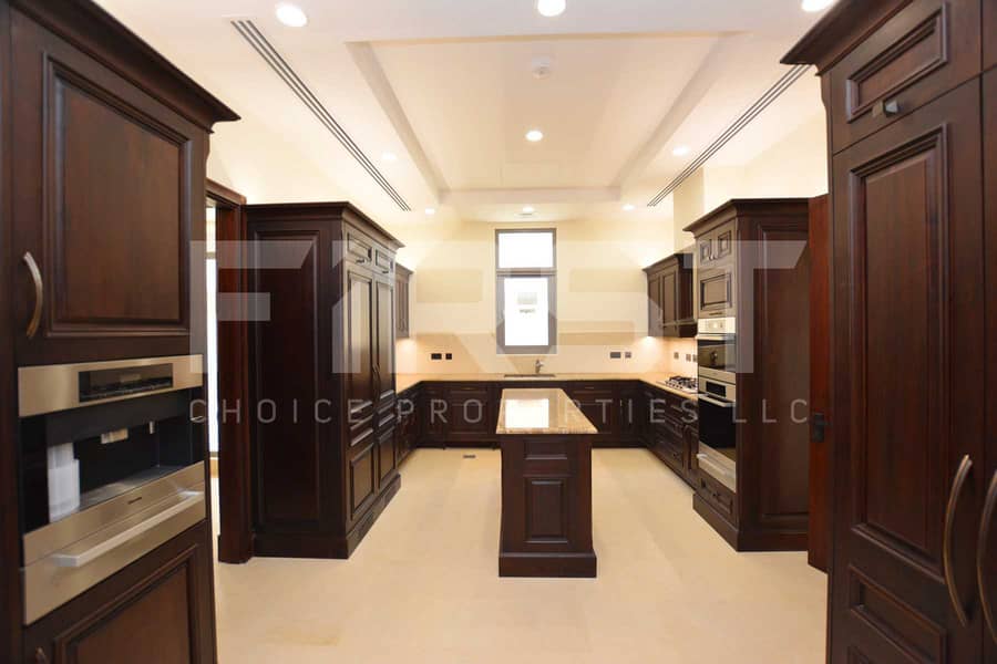 18 Internal Photo of Delux 5 Bedroom Villa in Saadiyat Beach Villas Saadiyat Island Abu Dhabi UAE (13). jpg