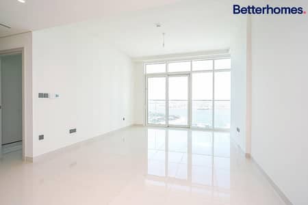 1 Bedroom Flat for Rent in Dubai Harbour, Dubai - Sea/Palm View | Large Layout | Available Now