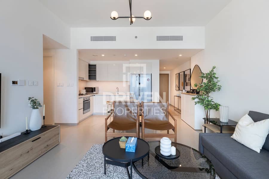 Prime Location | Fully Furnished | Vacant Prime Location | Fully Furnished | Vacant