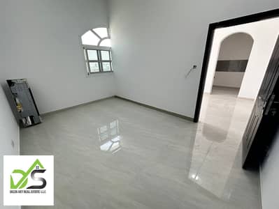 شقة 1 غرفة نوم للايجار في الشامخة، أبوظبي - WhatsApp Image 2024-04-22 at 4.41. 35 AM. jpeg