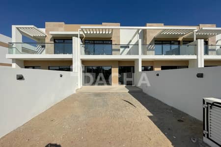 4 Bedroom Townhouse for Sale in DAMAC Hills, Dubai - Hot Deal | Single Row | Close to Park