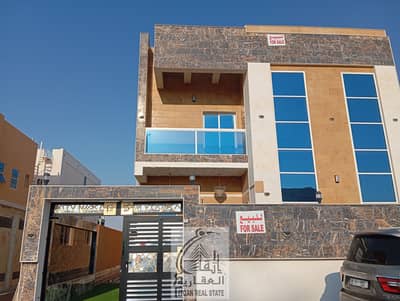 For sale, super deluxe finishing villa In the Emirate of Ajman, Al Yasmeen area It consists of ground + first floor