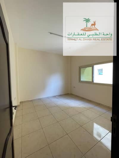 Annual rent in Sharjah: a room and a hall in Al Butina