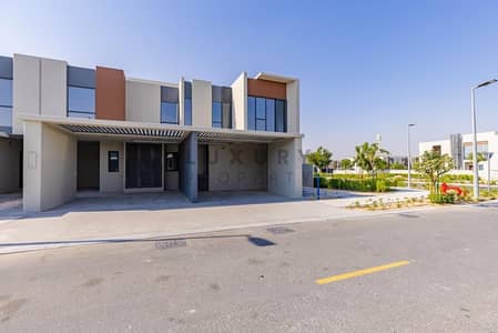 4 Bedroom Townhouse for Rent in Dubailand, Dubai - Pool Facing | Single Row | View Today