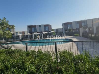 4 Bedroom Townhouse for Rent in Dubailand, Dubai - 1. jpeg