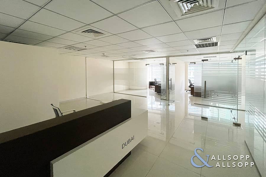 FURNISHED OFFICE | LAKE VIEWS | VACANT NOW