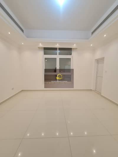 2 Cпальни Апартаменты в аренду в Мохаммед Бин Зайед Сити, Абу-Даби - WhatsApp Image 2022-04-13 at 11.47. 51 AM(2). jpeg