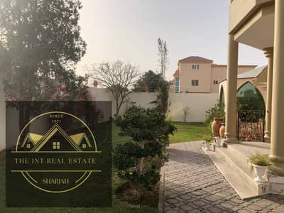 5 Bedroom Villa for Sale in Al Ramaqiya, Sharjah - fea5c86c-b05d-4b7f-925f-f8481e39df54. jpg