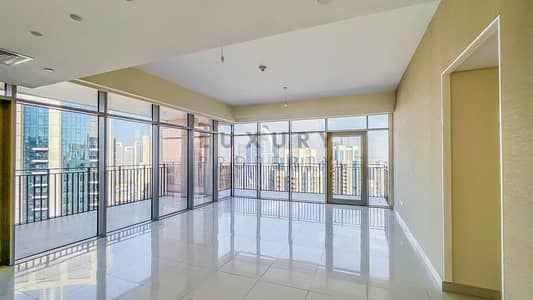 3 Bedroom Flat for Rent in Downtown Dubai, Dubai - Exclusive | Large Layout | High Floor Corner Unit